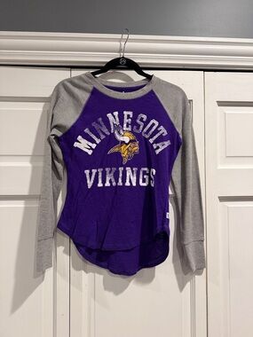 Minnesota Vikings Women's Purple & Gray Long Sleeve Tee